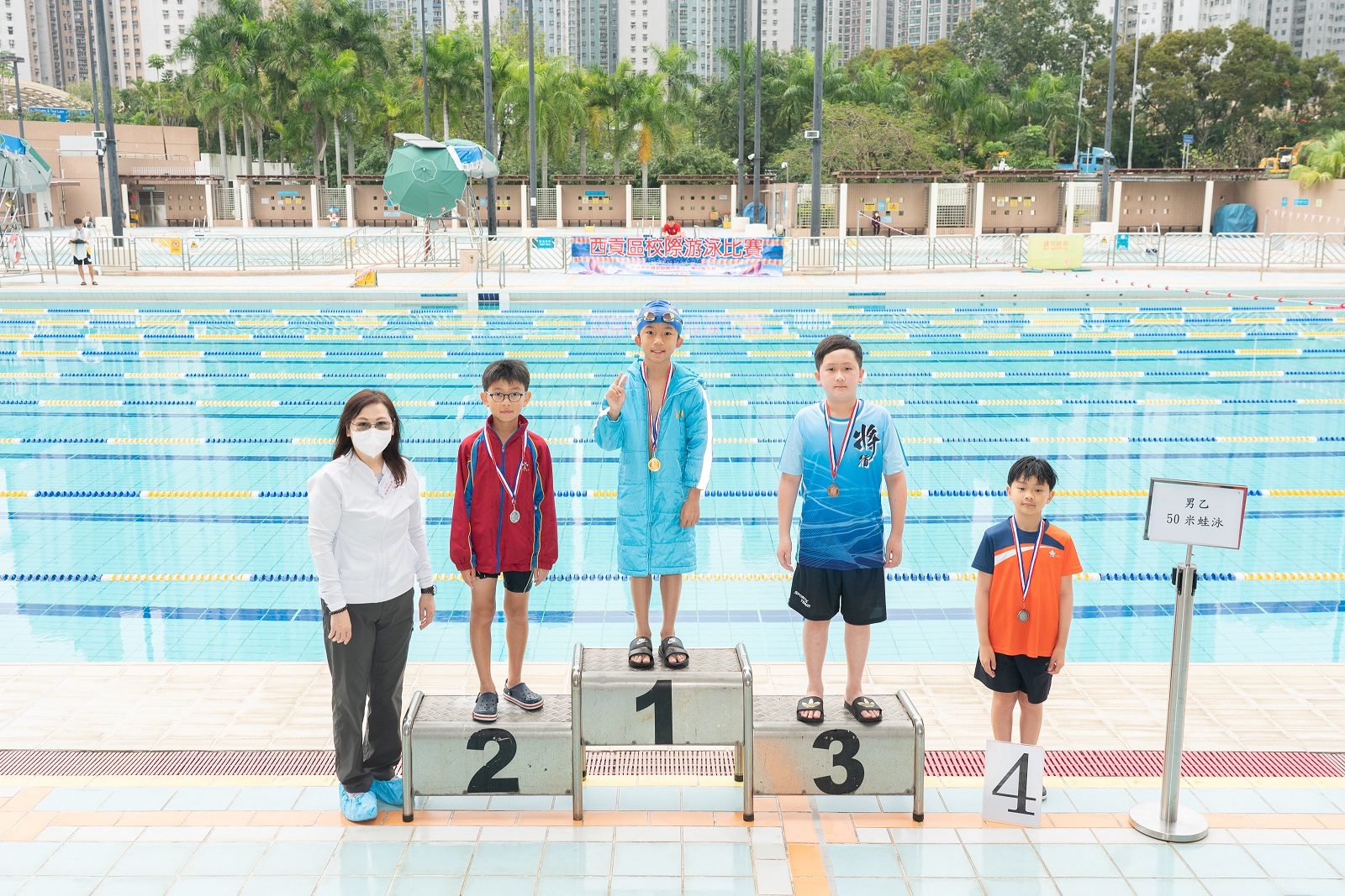 Swimming 4.jpg